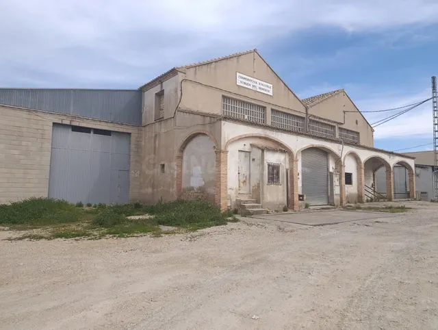 Amplia Nave Industrial en Venta en Albaida - Oportunidad de  - foto 5