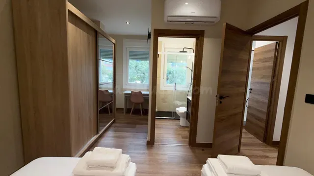 Amplia y Moderna Casa Reformada en La Lonia cerca a la Unive - foto 5