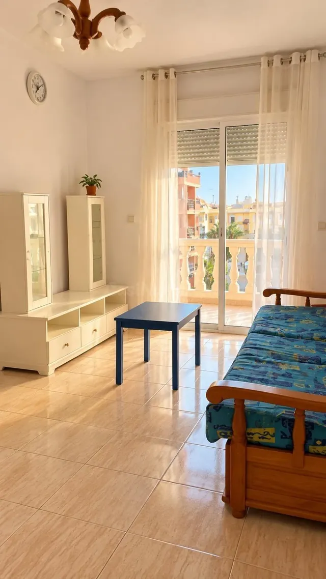 Fantastico apartamento a unos pasos de la playa, ideal como inversion — 2