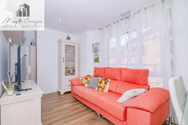 Precioso duplex moderno con patio — 9