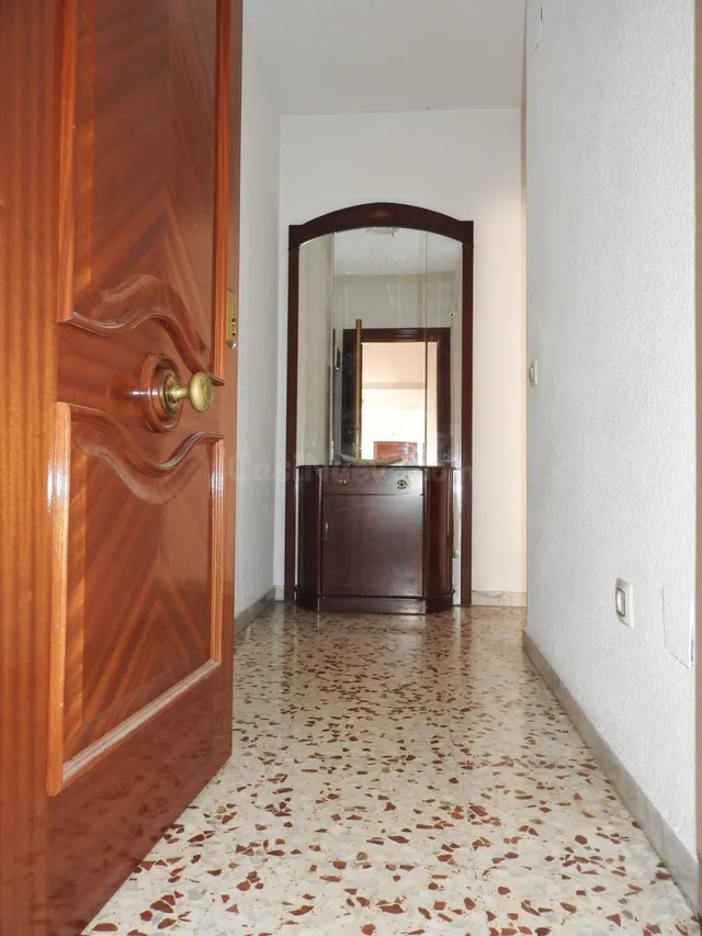 2 habitaciones DISPONIBLES! EXCLUSIVO PARA CHICAS ESTUDIANTE - foto 2