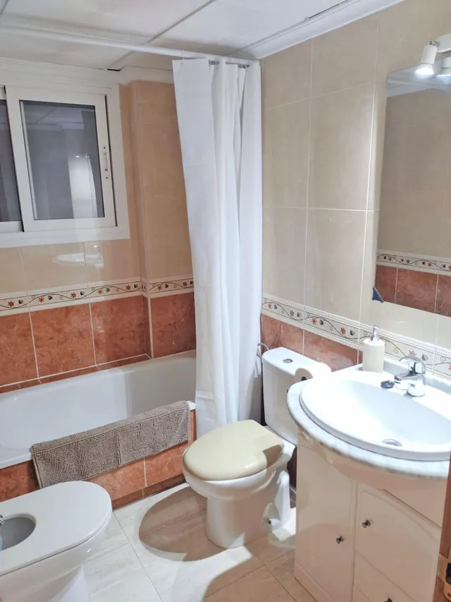 Apartamento 2 habitaciones 69m² en venta - puerto deportivo — 17