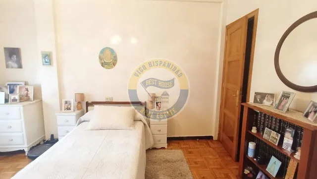 CASA INDEPENDIENTE PROXIMA A CASTRELOS — 16