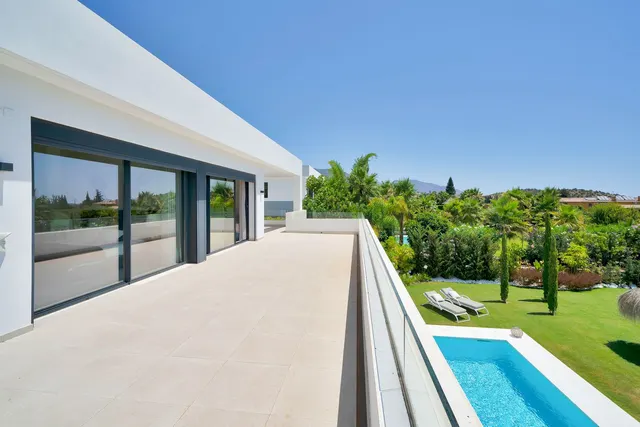 Chalet 4 habitaciones 314m² en venta - Riviera del sol — 48