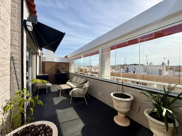 Ático dúplex con súper reforma, 4 dormitorios, piscina y ter - foto 5