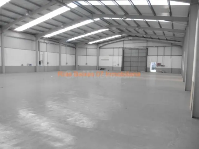 REF 2532 NAVE 1810 m2 CON DOS PLANTAS OFICINAS y 2000 M2 CAM - foto 3