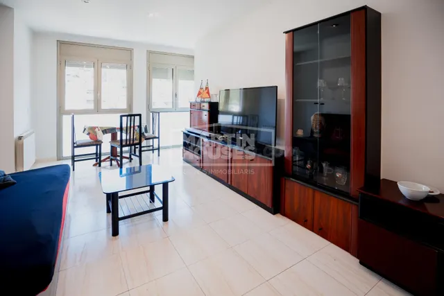 Dúplex de 3 habitaciones en el centro de La Seu d'Urgell — 2
