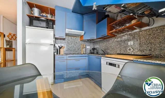 Ático de 61 m2, con 60 m2 de terraza-solarium, LICENCIA TURISTI. — 11