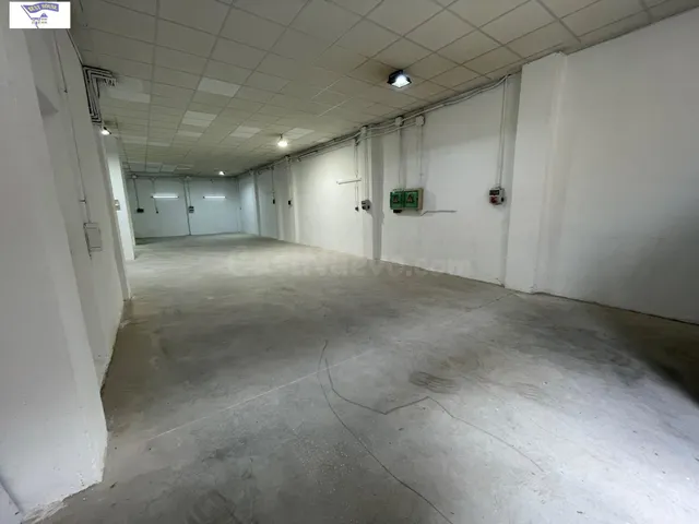 Local Comercial en Venta con Vado en El Pilar — 2