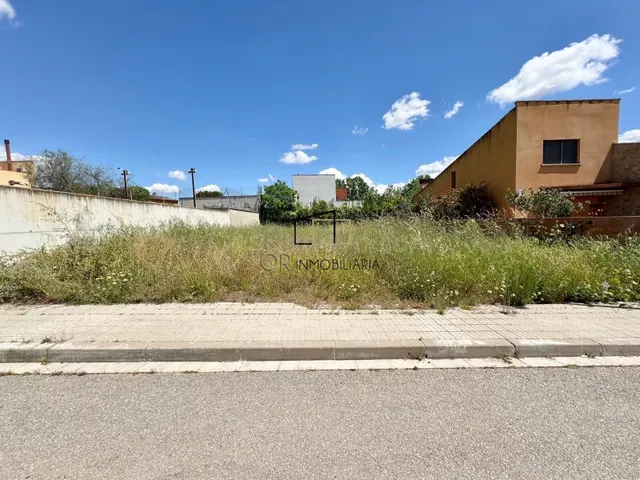 Parcela urbana de 397 m2 para construir casa independiente a - foto 4