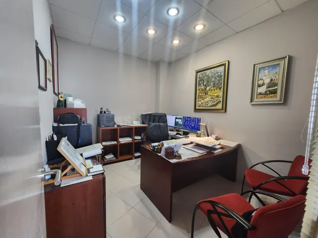 OFICINA DE 100M2 EN SAN PEDRO Y SAN PABLO — 3
