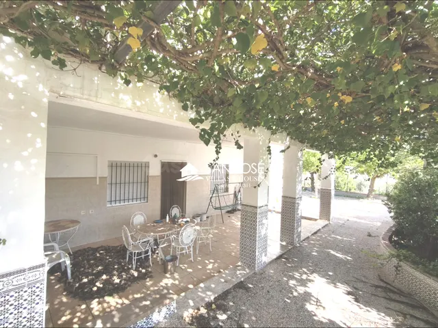 SE VENDE MAGNIFICO CHALET EN LA NATURALEZA, ZONA ALCANA-PEÑO
