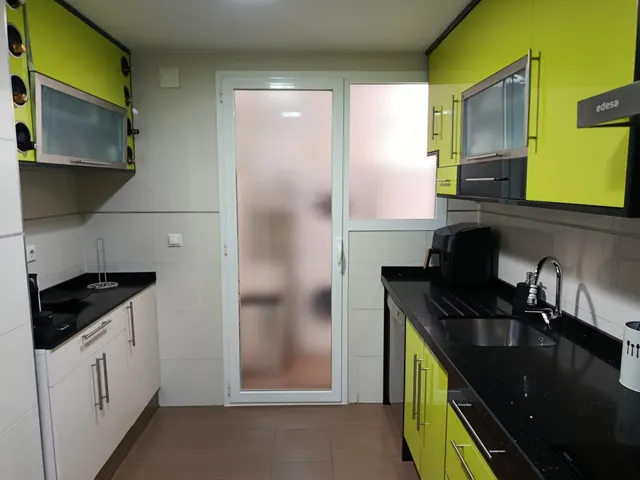 Se vende precioso y coqueto piso de 2 dormt. 1 baño, garaje y trastero en chinchilla — 9