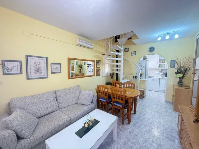 Bungalow Alto en Duque Ahumada — 3