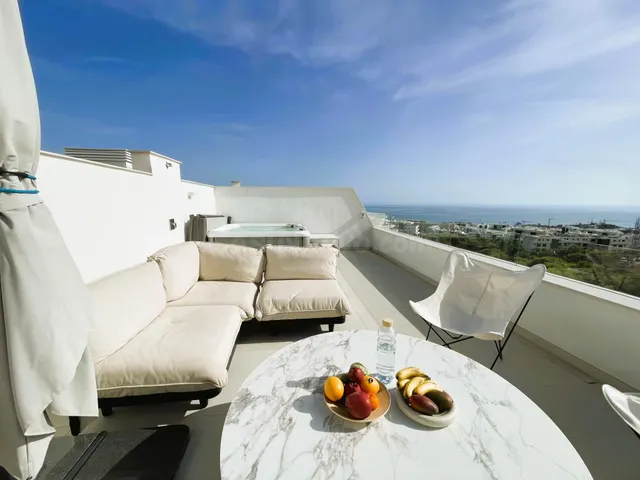 En venta: Espectacular ático de 2 dormitorios con jacuzzi pr