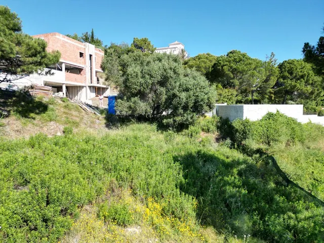 Terreno urbano de 2800 m2 en Benahavís, vistas espectaculares — 9