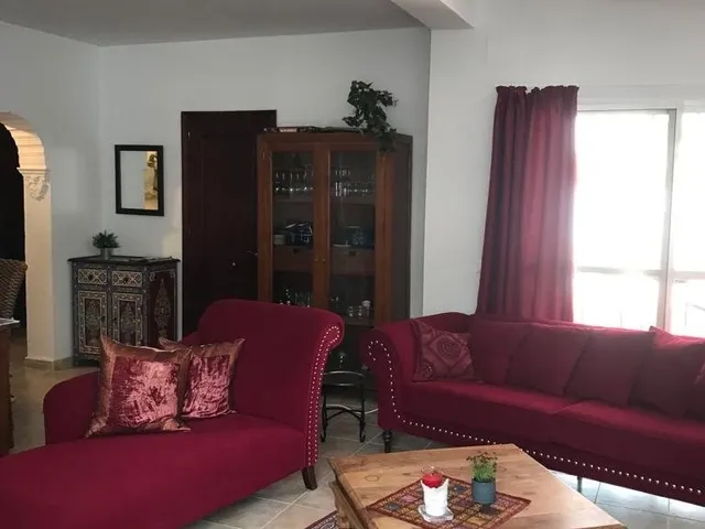 Villa Rosa — 11