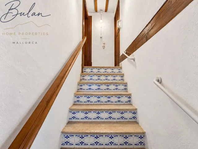 Casa señorial a reformar con bodegas, gran patio y garaje en Consell — 20
