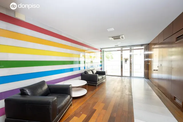 Apartamento tipo loft con garaje incluido y piscina en zona Parque Lagos — 25