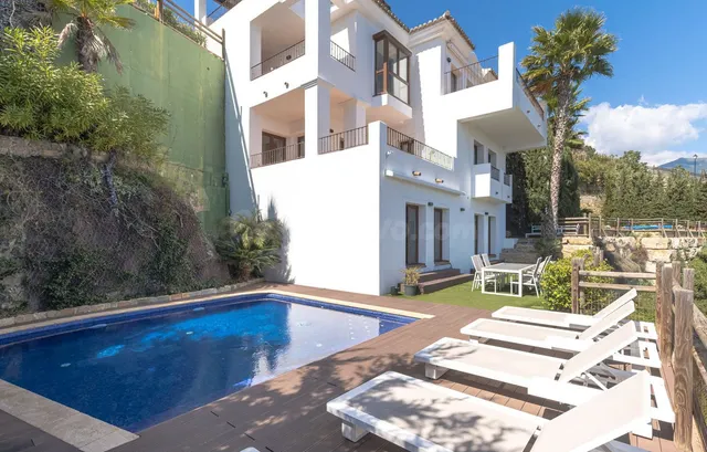 Chalet 5 habitaciones 336m² en venta - Costa del Sol — 3