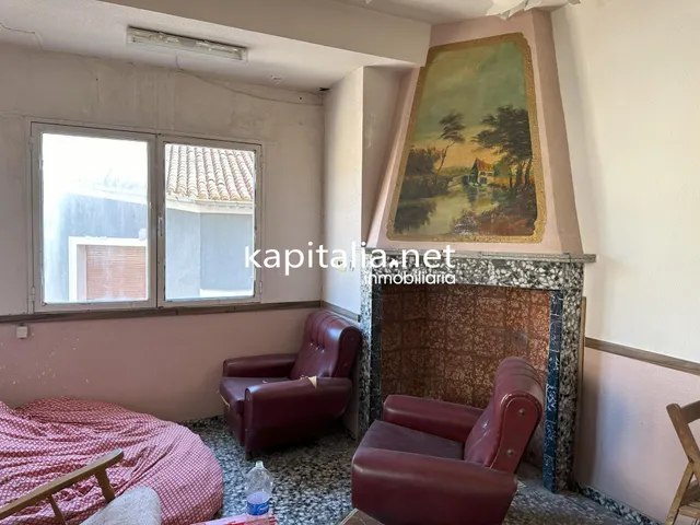 EDIFICIO EN VENTA EN LLUTXENT — 2