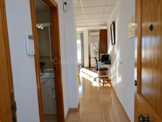 ÁTICO DE 2 DORMITORIOS CON GRAN TERRAZA DE 25 m2 Y PARKING E - foto 4