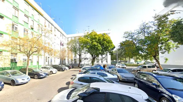 Venta piso en Sevilla — 3