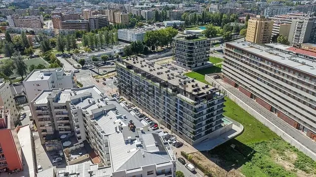 Apartamento 52m² en venta - São Victor — 26
