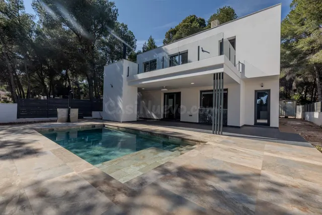 Exclusivo Chalet Nuevo en Benicassim - Montornes - foto 3