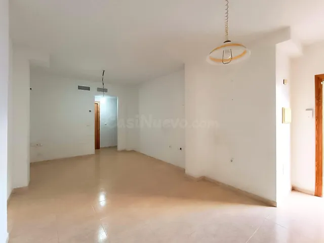 Piso de 4 dormitorios en venta en Dalias - foto 4