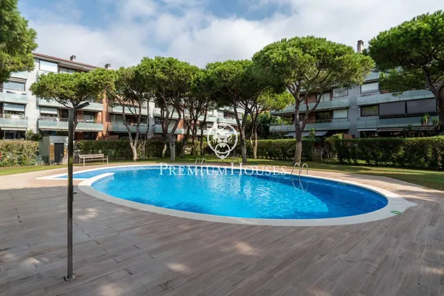 Piso con terraza en Gavà Mar — 26