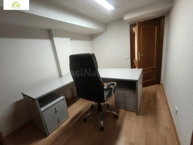 OFICINA EN VENTA EN ZONA DE LA MARINA — 4