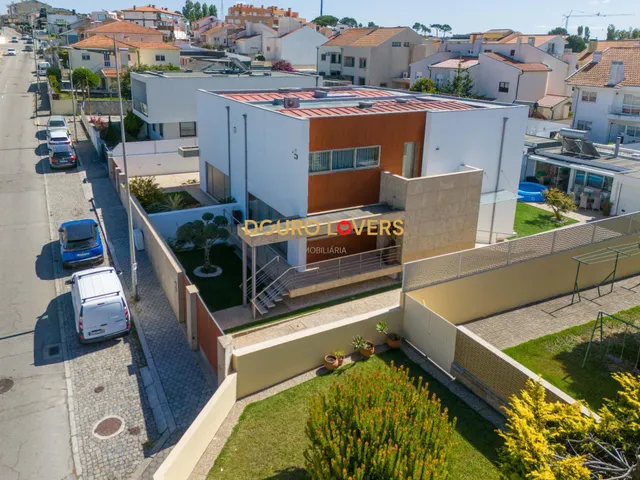 Villa exclusiva de 3 dormitorios a 730 m de la playa | Canidelo, Vila Nova de Gaia — 35