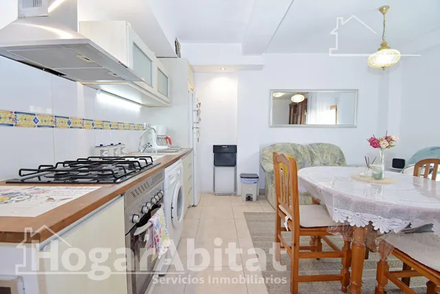 Precioso ático dúplex, impecable y luminoso, todo amueblado y en pleno centro histórico — 23