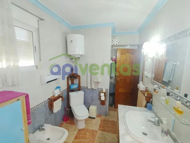 Casa vallada de 3 plantas — 13
