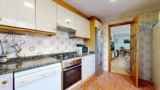 PRECIOSA Y ESPECTACULAR  CASA EN CHIVA  . OJO INVERSORES!!! — 32