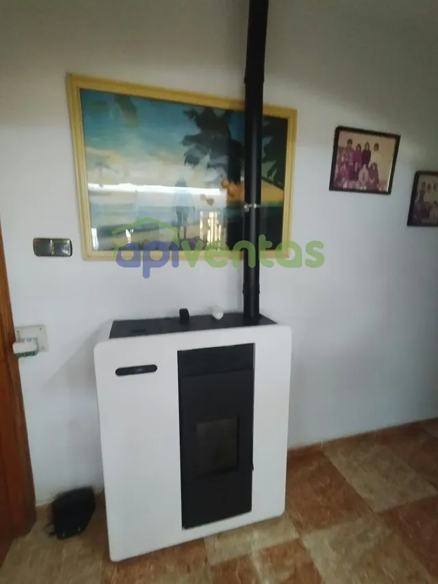 Casa vallada de 3 plantas — 42