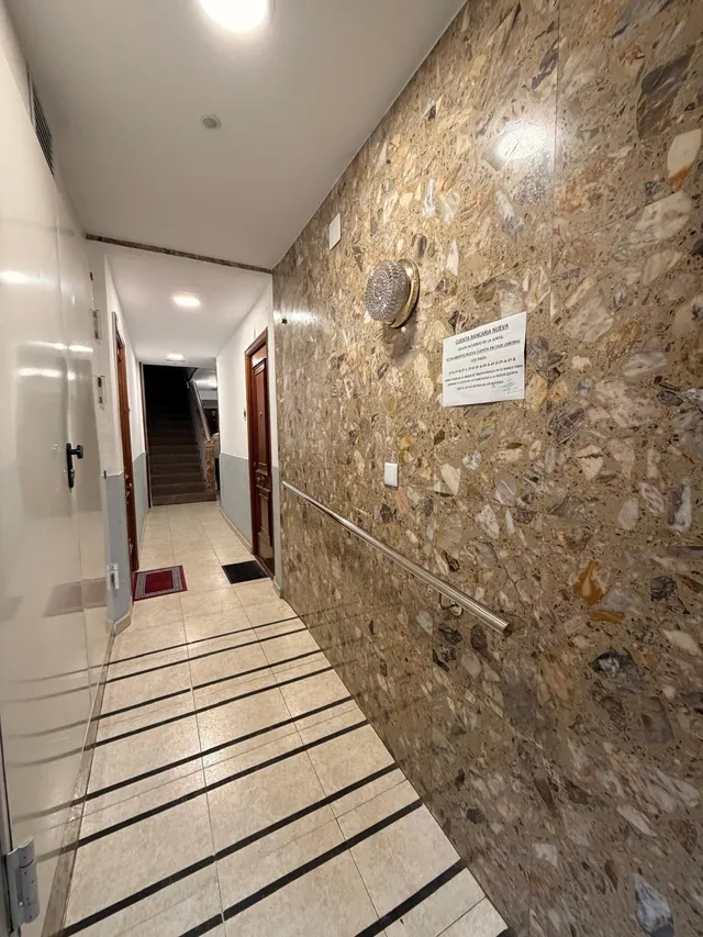 Oportunidad en Valladolid: Piso a Reformar en Rondilla - Santa Clara por solo €130,000 — 13