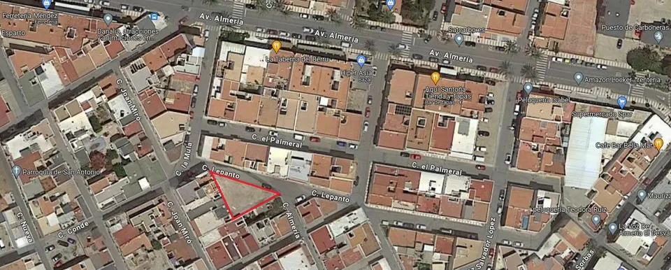 Solar Urbano en el centro de Carboneras con proyecto