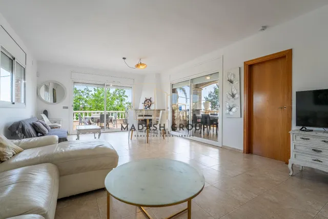 Exclusiva villa con vistas al mar, piscina privada y licenci - foto 4