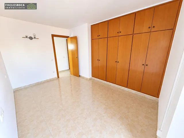 Exclusivo ático esquinero con 121 m2 de terraza y vistas al mar en la ràpita — 16