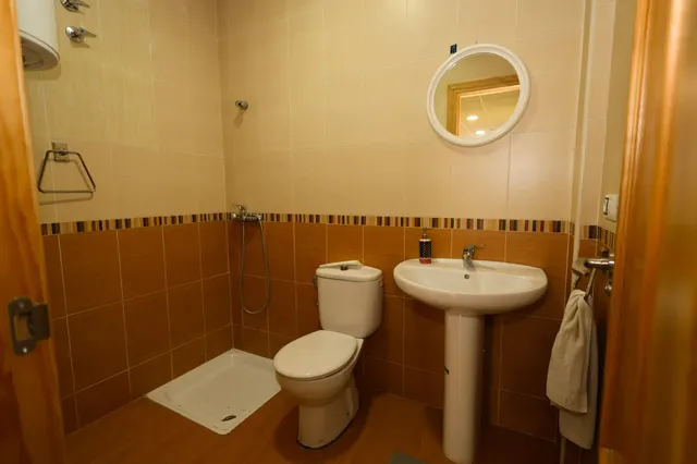 Local comercial en venta – opción conjunta o por separado — 22