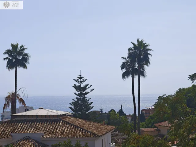 Piso reformado con vistas al mar, terraza y piscina en Benalmádena — 15