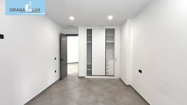 Vivienda a estrenar en urbanización privada en Parque Almunia con sauna, gimnasio y piscina comunitaria. — 17