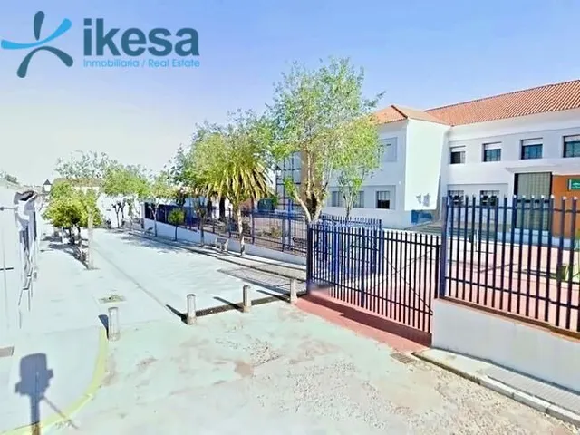 CHALET INDEPENDIENTE EN CUMBRES MAYORES, VENTA DE PARTICIPAC - foto 4