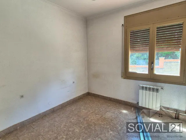 Casa unifamiliar con jardín y gran potencial en Vallvidrera — 22