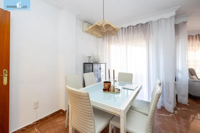 Piso y cochera en venta junto Acera de Darro. — 13