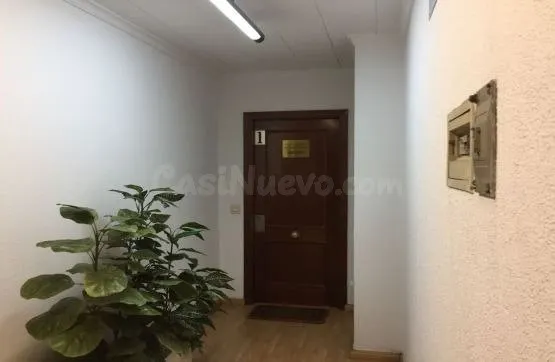 DISPONIBLE A LA VENTA OFICINA DE ALQUILER DE 22M2 EN PALENCI - foto 2