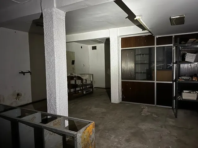 Local comercial 525m² en alquiler - Delicias — 14