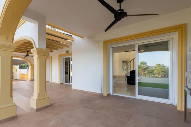 Villa 4 habitaciones 376m² en venta - Comunidad valenciana — 38